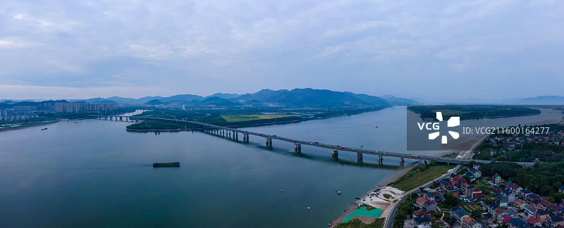 钱塘江全流域拍摄项目-杭州段-三江汇合处图片素材