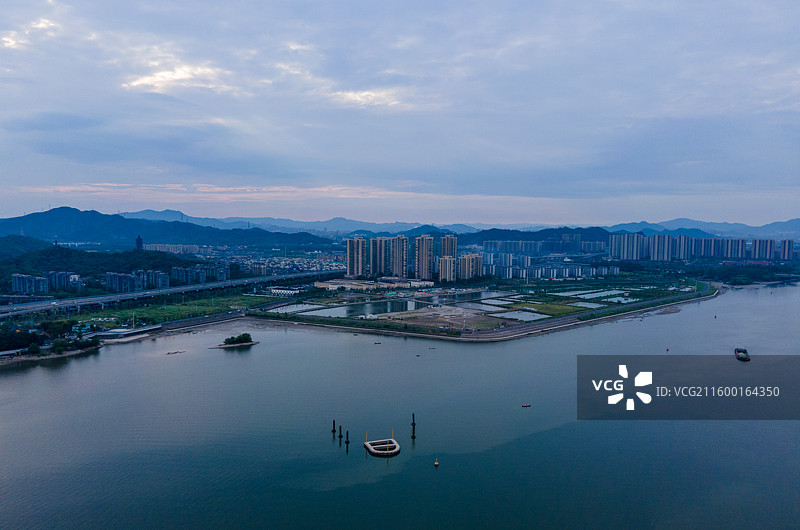 钱塘江全流域拍摄项目-杭州段-三江汇合处图片素材
