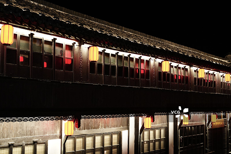 上海 浦东 国家4A级景区 新场古镇 江南水乡 灯笼 街巷 夜晚 风景图片素材