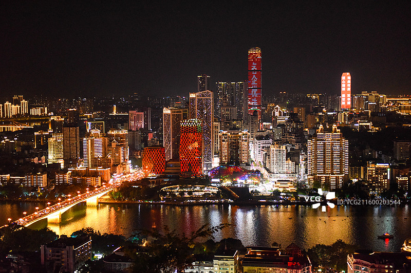 柳州夜景马鞍山公园山顶风光图片素材