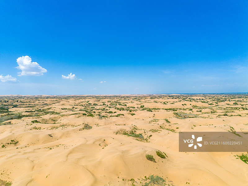 内蒙古鄂尔多斯银肯塔拉沙漠航拍图片素材