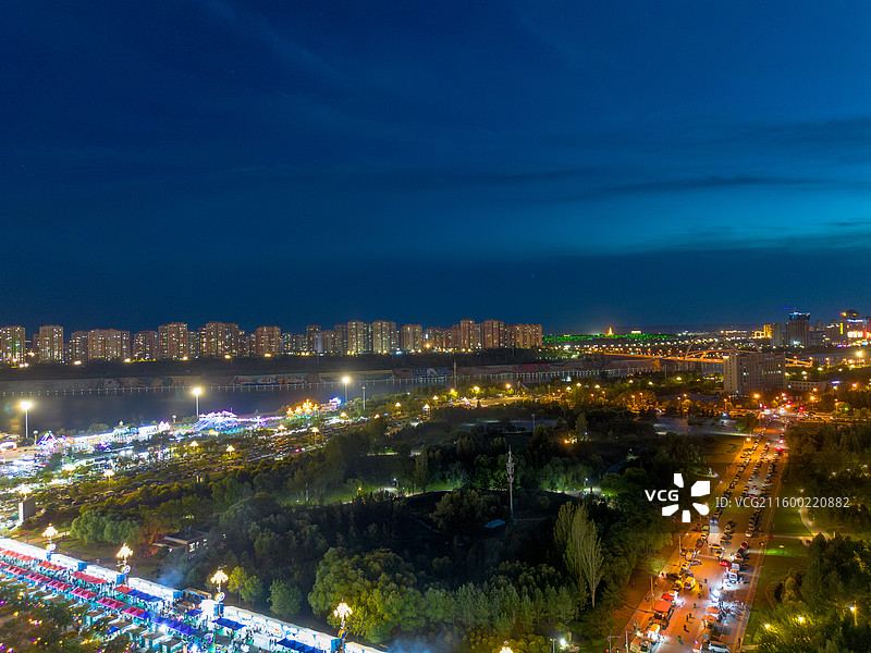 内蒙古鄂尔多斯康巴什城市风光夜景航拍图片素材
