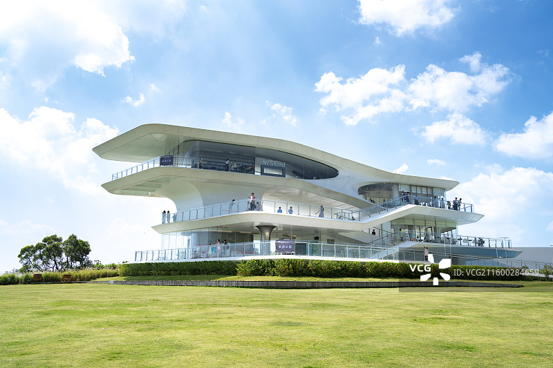 中国广东深圳盐田半山公园云海广场，云海森林服务站图片素材