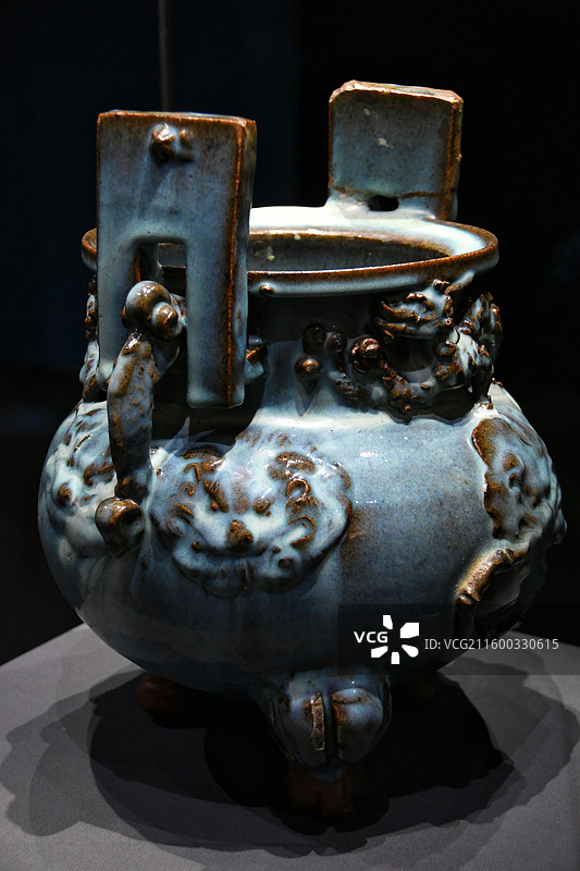 内蒙古博物院 元代钧窑香炉图片素材