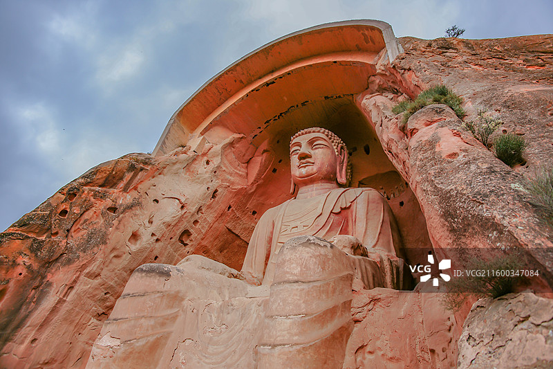 宁夏固原须弥山石窟之唐代弥勒佛图片素材