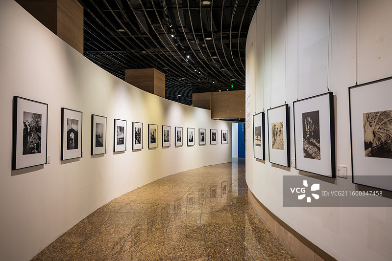 中华世纪坛-摄影展图片素材