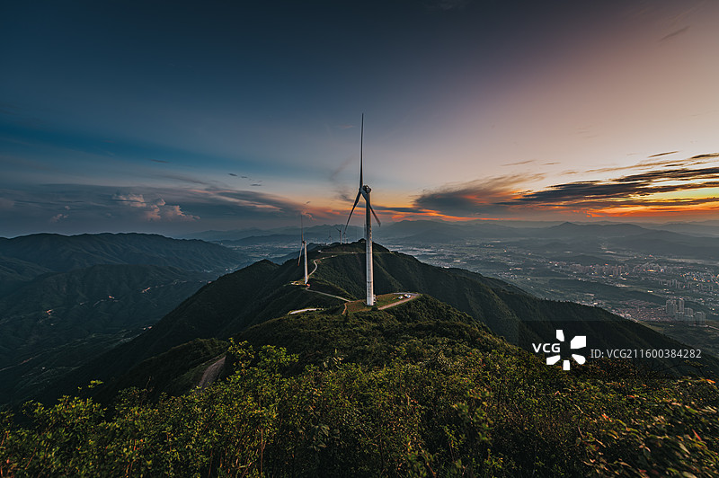 东岗岭风车山图片素材