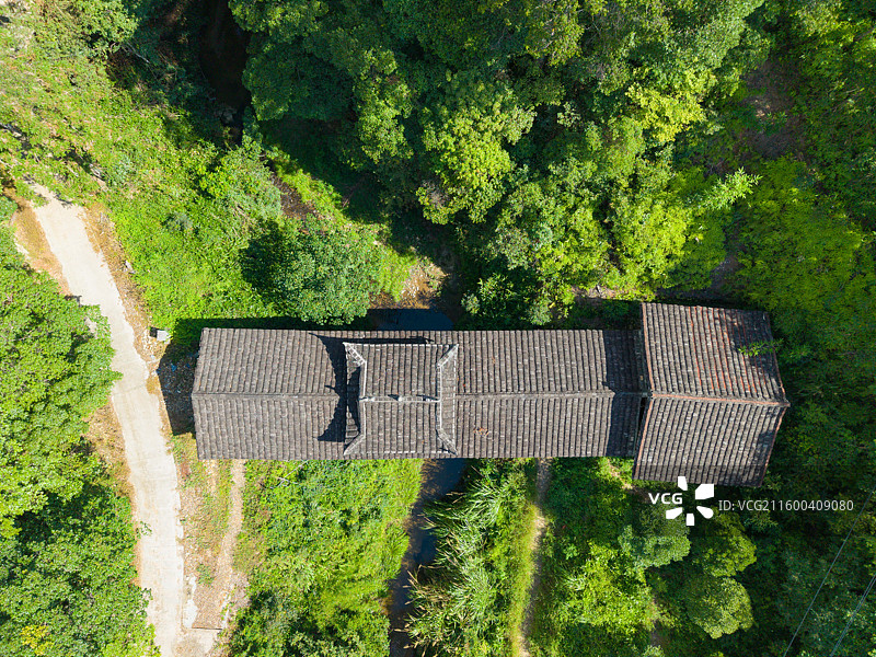 福建省三明市明溪县007乡道，原厝坑高平廊屋桥图片素材