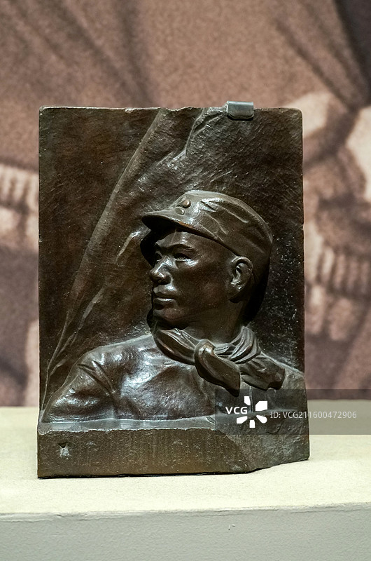 人民英雄纪念碑浮雕《抗日游击战》人物头像 当代 中国国家博物馆“惠世天工-河北曲阳石雕艺术展”图片素材