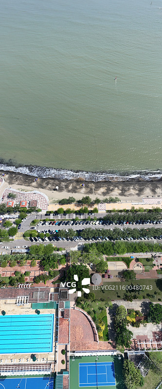 黑沙海滩，位于澳门路环岛南侧，因独特的黑色沙粒而得名图片素材