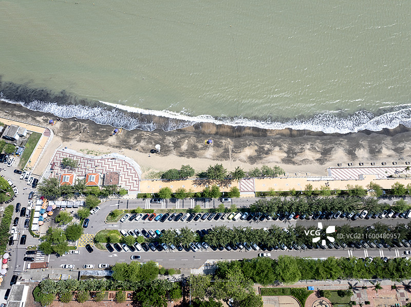 黑沙海滩，位于澳门路环岛南侧，因独特的黑色沙粒而得名图片素材