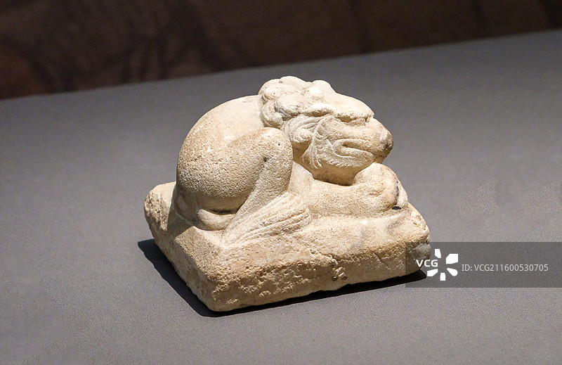 石狮 隋-唐 定州市静志寺塔基地宫出土 定州博物馆藏 中国国家博物馆“惠世天工-河北曲阳石雕艺术展”图片素材