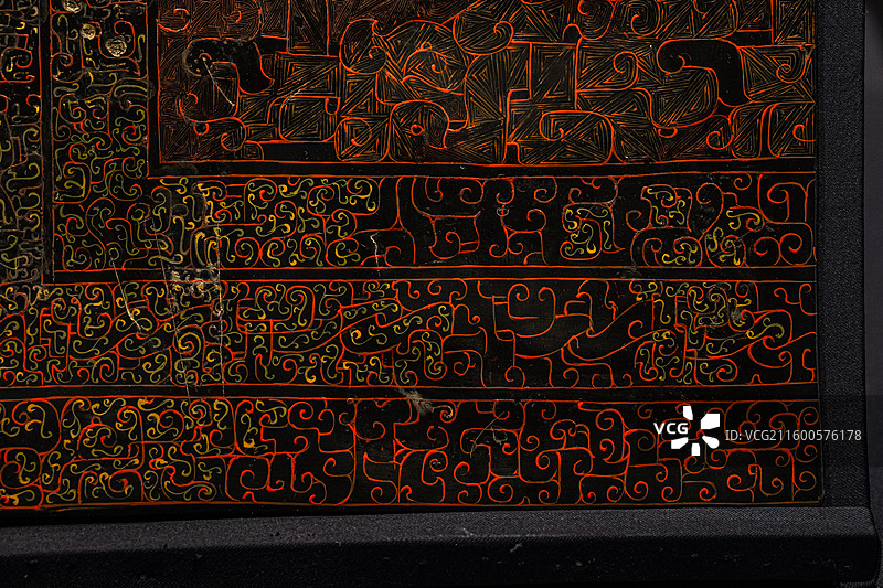 春秋 漆木盾形器 湖北宜昌当阳赵巷M12出土 宜昌博物馆图片素材