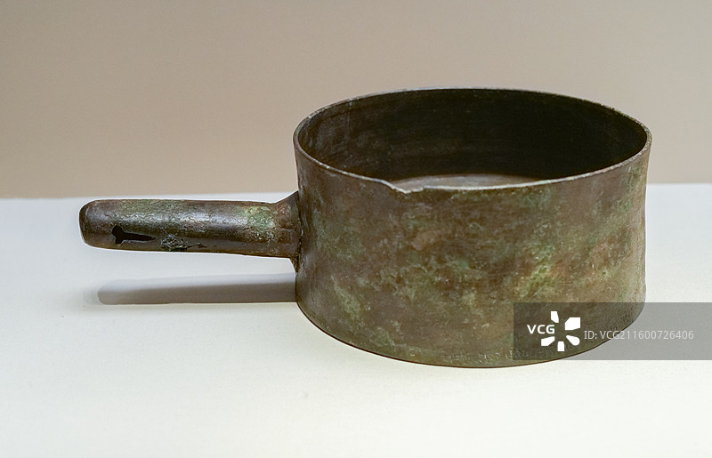 嵩德宫铜铫（标准量器） 辽 1950年辽宁省义县清河门辽墓出土 中国国家博物馆“古代中国”基本陈列图片素材