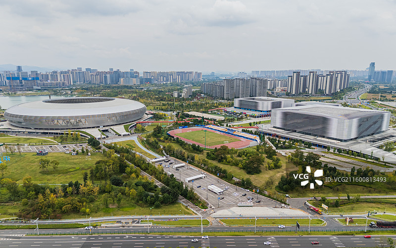 【未来之境·智创之光】航拍 成都东部新区  东安湖体院馆 一场三馆：新区科技创新与智慧城市的交融图片素材