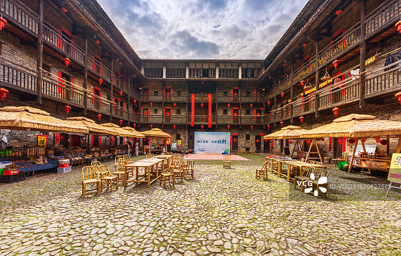 江西龙南县燕翼围客家围屋图片素材