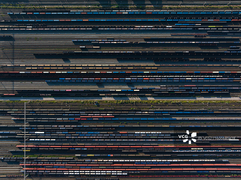 鸟瞰航拍中国重庆铁路枢纽-兴隆场火车站图片图片素材