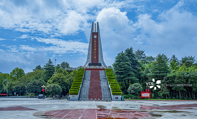 河南省南阳桐柏县英雄广场桐柏英雄纪念碑图片素材