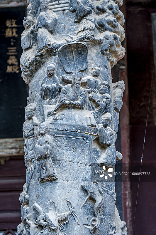 山西省晋城泽州县府城关帝庙风光——三义殿人物柱图片素材