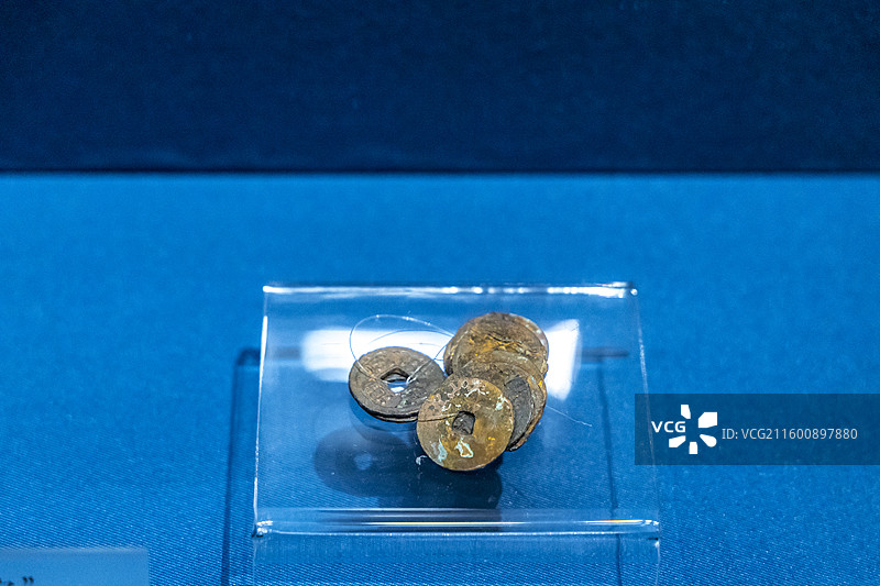 辽宁省沈阳博物馆“沈阳历史陈列”：“咸雍通宝”（辽，大东区崇寿寺塔出土）图片素材