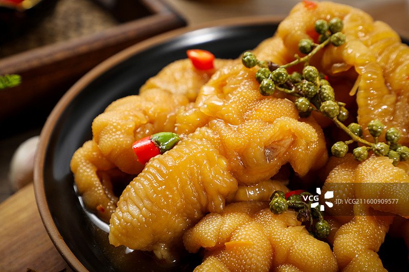 藤椒脱骨鸡爪图片素材