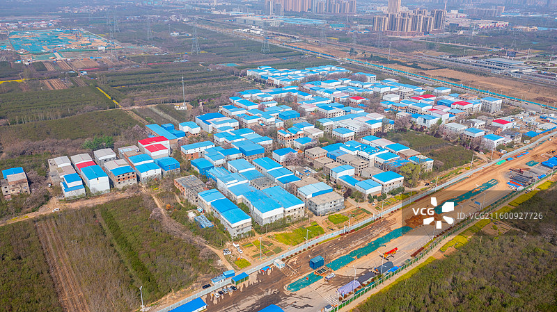 河南郑州荥阳城乡结合部乡村居住区图片素材