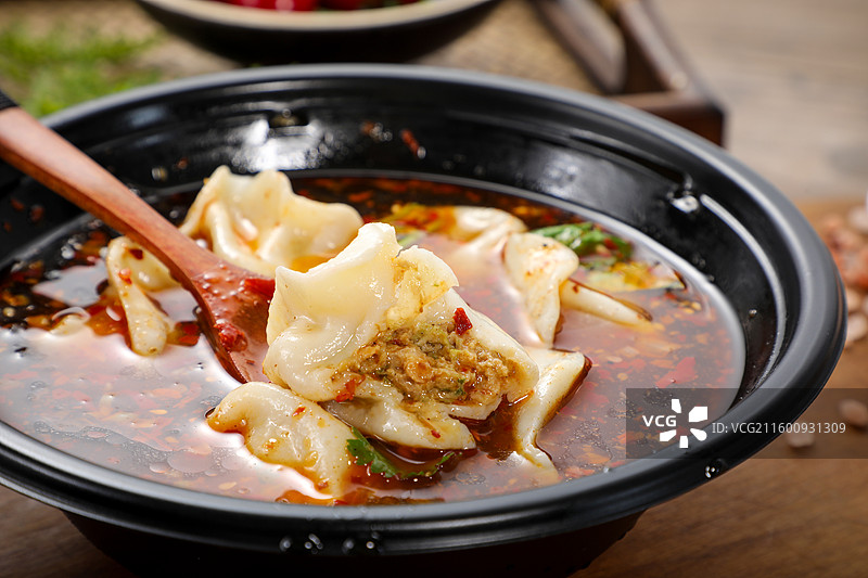 酸汤水饺图片素材