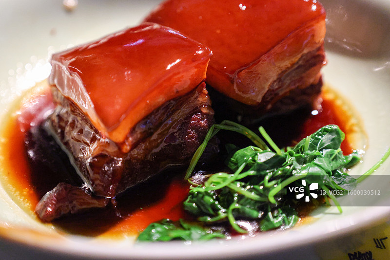 苏州特色美食虾籽藤椒拌面姜松猪肝红烧肉小笼包狮子头八宝辣酱古法菜脆皮炸紫盖大糕组图图片素材