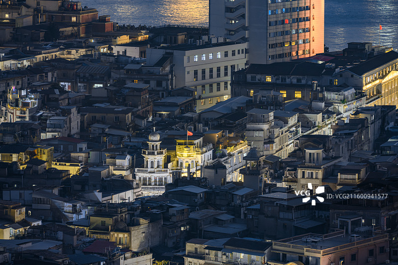 航拍厦门地标建筑夜景图片素材
