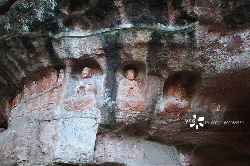 江西赣州通天岩景区宋代佛像图片素材