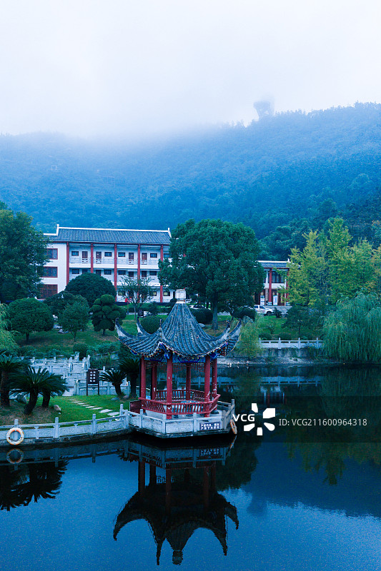 风情桃花山图片素材