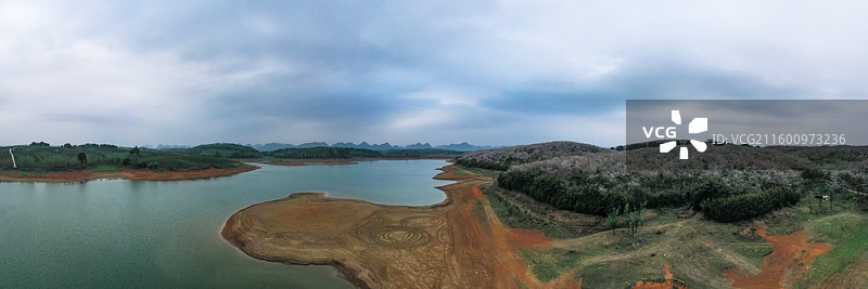 贵州安顺平坝红枫湖美景图片素材