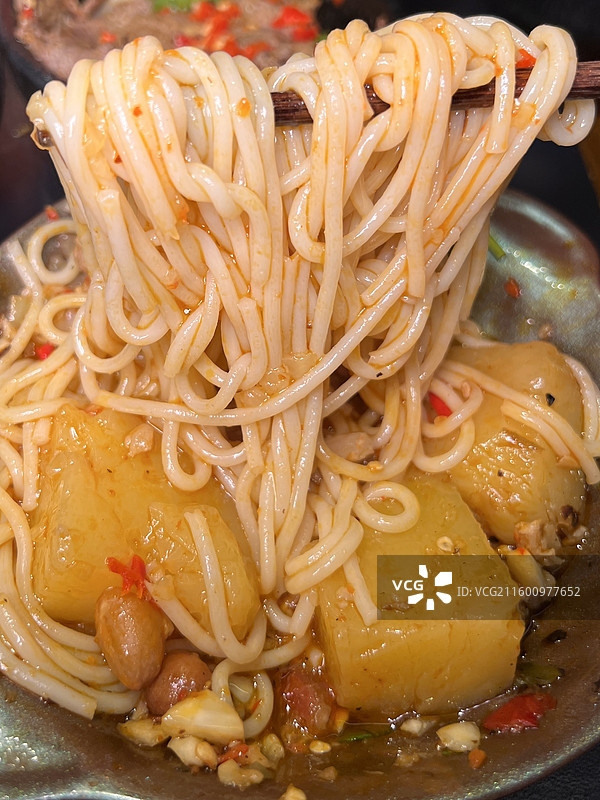 贵州美食菌类酸汤火锅图片素材