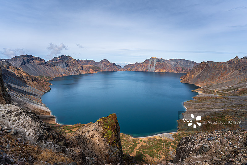 长白山天池南坡秋季全景图片素材