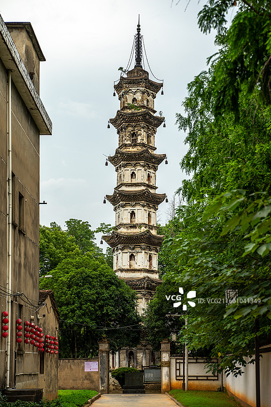 中国浙江省衢州市龙游县湖镇舍利塔图片素材
