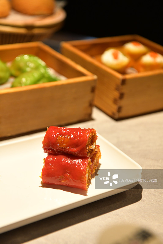 广式粤菜鲜虾红米肠图片素材