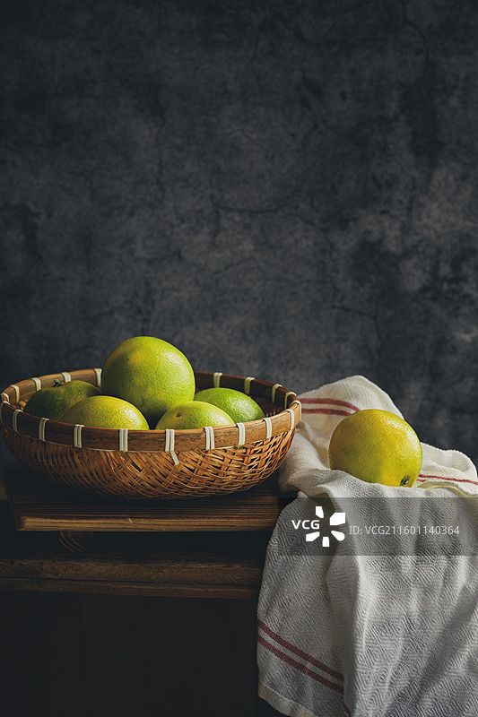 暗调果冻橙特写配图媒体网页插图图片素材