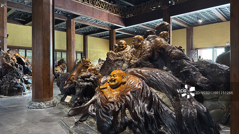 衢州开化根宫佛国根雕艺术仿古建筑图片素材