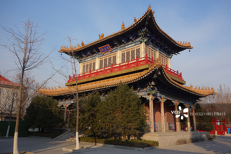 山东省济南市历下区济南府学文庙孔庙：尊经阁图片素材