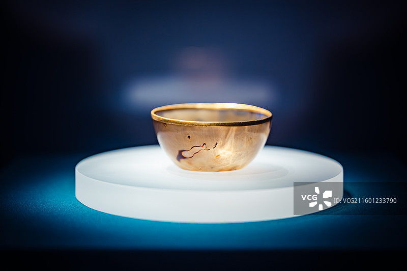 安徽博物院藏滁州市来安县相官公社出土北宋金扣玛瑙碗图片素材