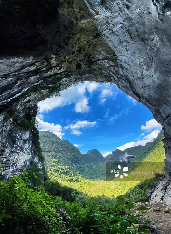 羊皮洞瀑布图片素材
