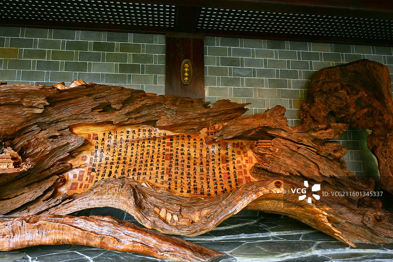 衢州开化根宫佛国根雕艺术佛教造像历史人物图片素材