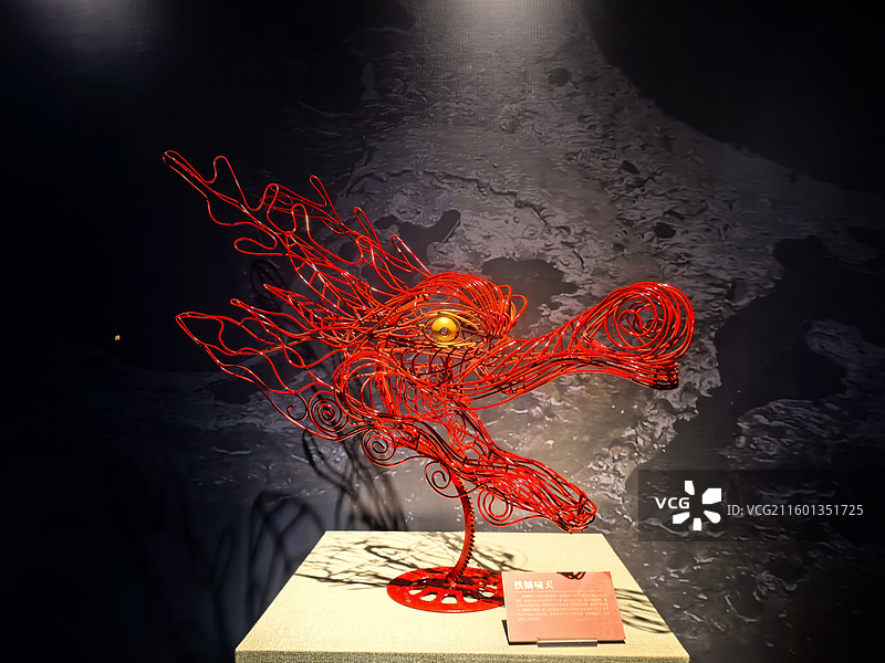 龙头 铁鳞啸天图片素材