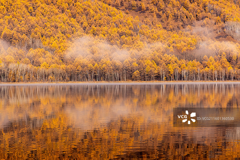 阿尔山乌苏浪子湖图片素材
