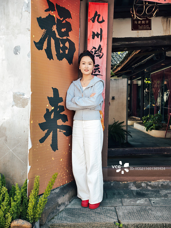 南充市阆中古城旅游景区人景合拍照77图片素材