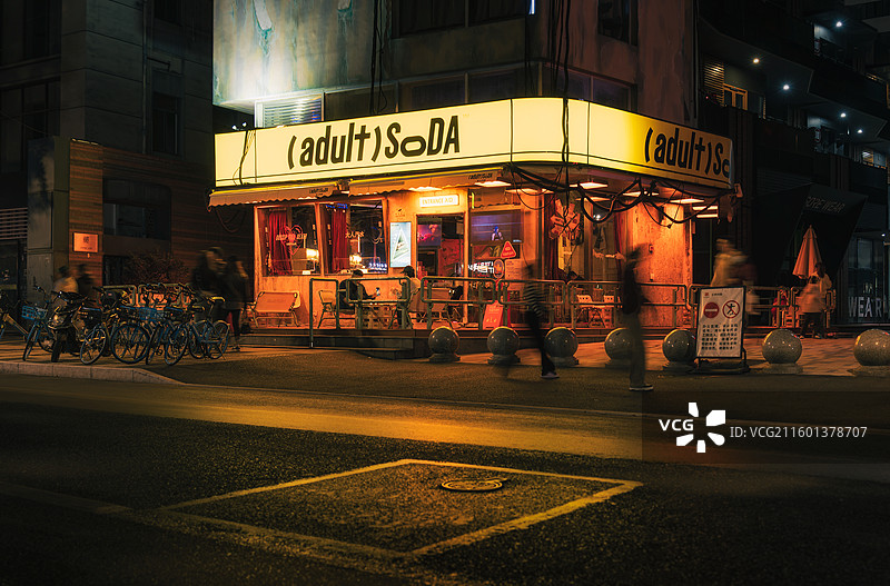 上海大人汽水adultsoda赛博朋克街景图片素材