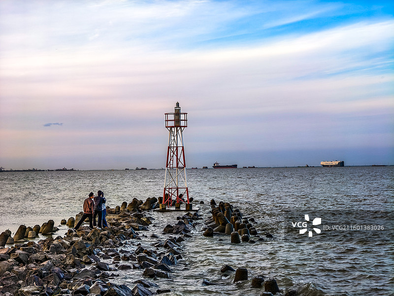 长江尾的航标（拍摄于江苏太仓浏河长江口）图片素材
