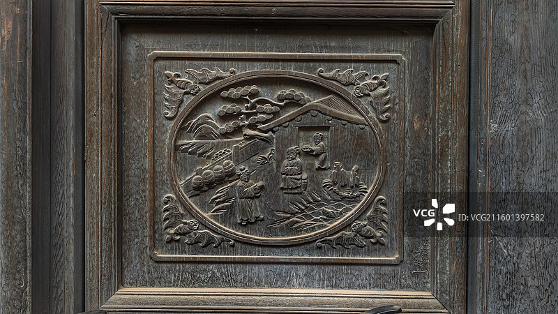 太原古县城《满江红》拍摄基地是五进式传统院落，保留电影道具与场景，可租古装沉浸式体验，是网红打卡地。图片素材