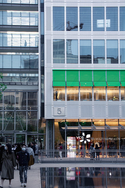 杭州天目里现代商业空间氛围建筑图片素材