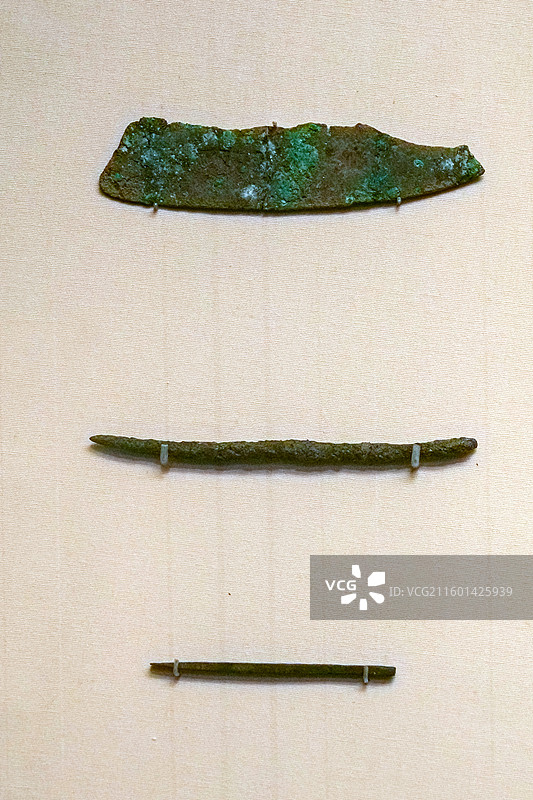 铜钴、铜刀、铜锥 齐家文化 1959年甘肃武威皇娘娘台出土 中国国家博物馆“古代中国基本陈列”图片素材